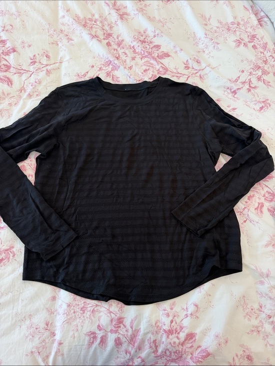 DSG Tops - DSG Black Long-Sleeve Crewneck Tee with Subtle Stripe Texture